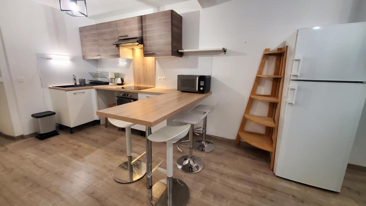 L'Ecrin De Saint Genest Lerpt - Belle Vue Et Calme Apartment ภายนอก รูปภาพ